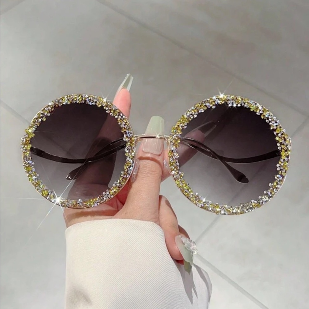 Elegant Crystal-Embellished Sunglasses - Gold - Picture 1 of 1